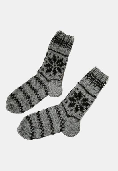 Handgestrickte Socken aus 100% Schafwolle 1 Stern Modell 2
