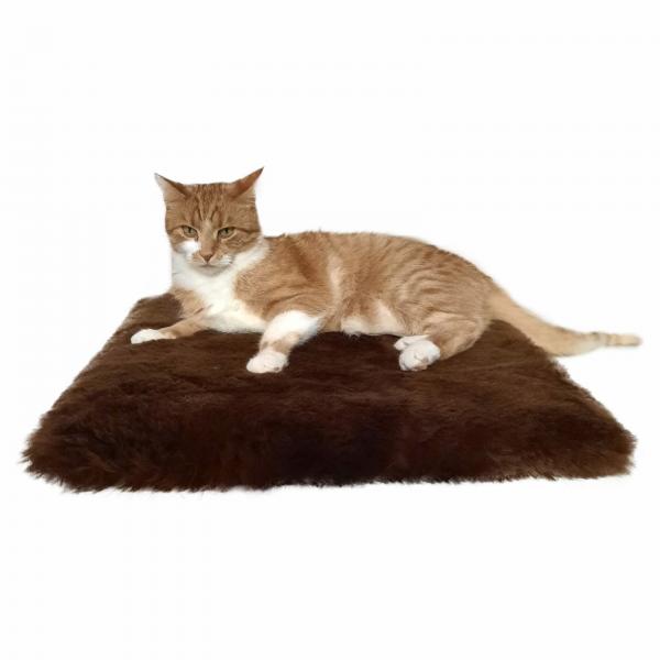 Lambskin pillow for cats Brown
